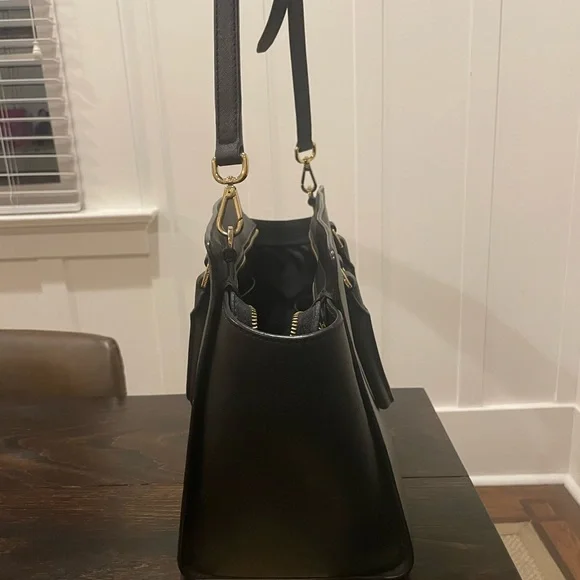 Michael Kors Large Black Leather Crossbody Tote - Picture 3 of 5